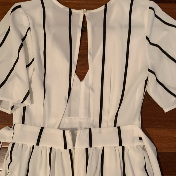 Romper with long back - Picture 5 of 6